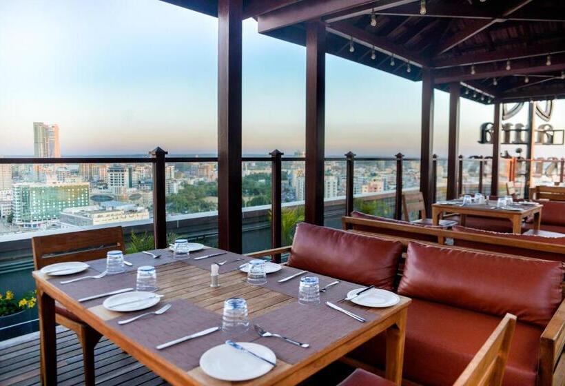 Aura Suites