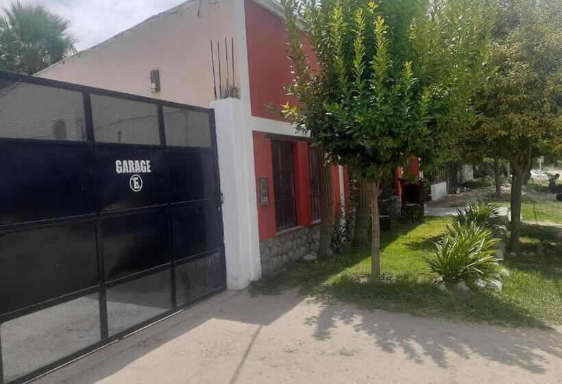 هتل Hostal Candelaria