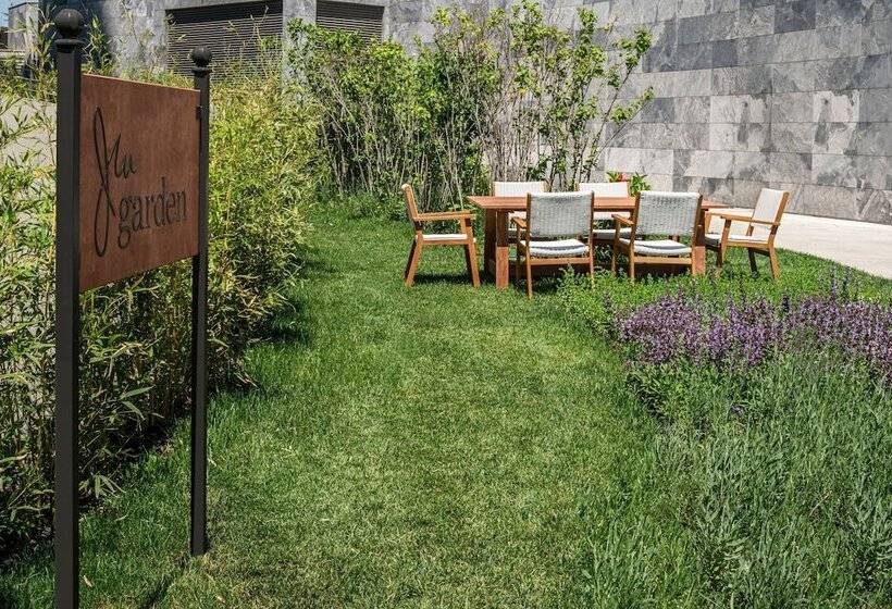 Jw Marriott Hotel Istanbul Marmara Sea