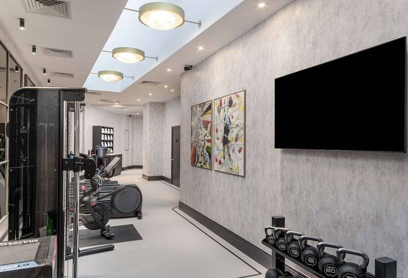 هتل Lost Property St. Paul S London, Curio Collection By Hilton