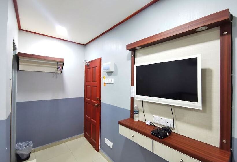 فندق Oyo 90458 Jengka Inn