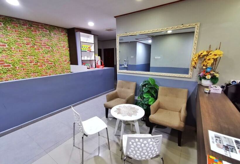 فندق Oyo 90458 Jengka Inn