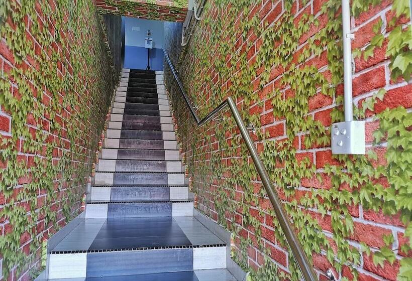 فندق Oyo 90458 Jengka Inn