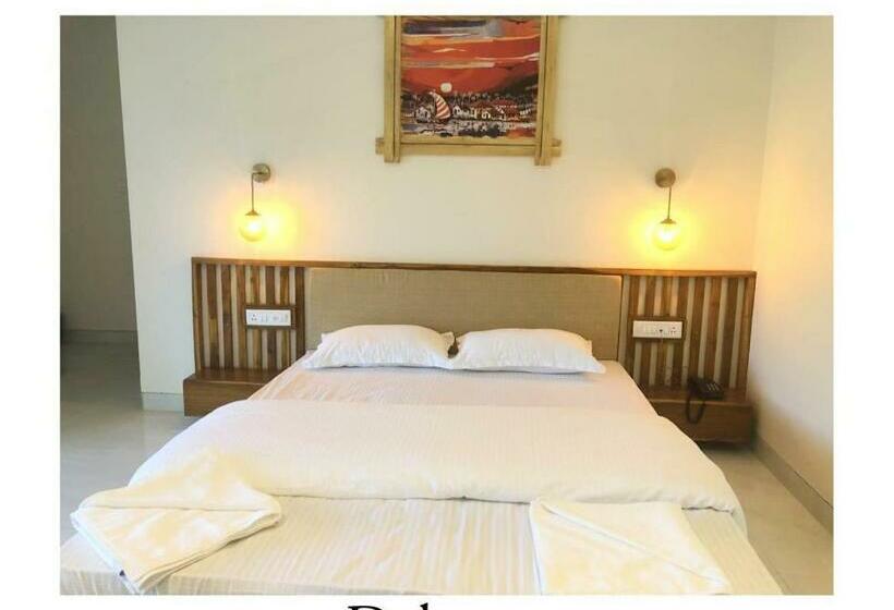 בית מלון כפרי Volga Residency