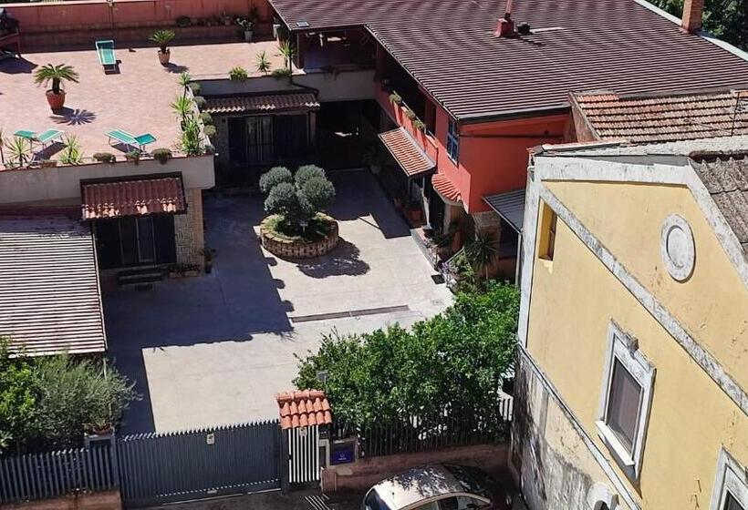 펜션 Midway House Italy