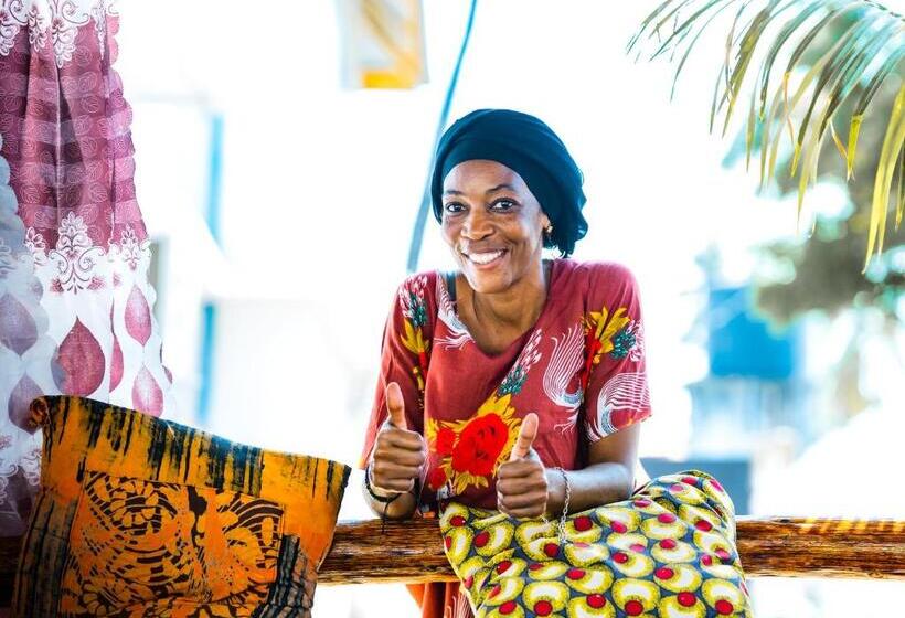 ペンション Tamu House Pajé Beach