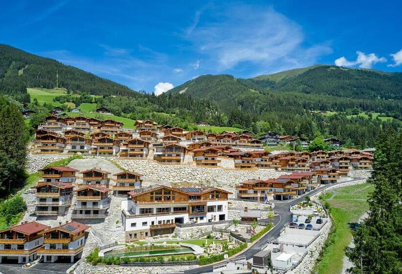 Курорт Nationalpark Chalets Neukirchen