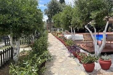 تختخواب و صبحانه Bodrum Gaia Tiny Houses Butik