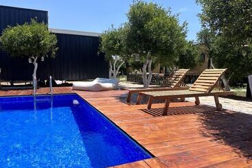 تختخواب و صبحانه Bodrum Gaia Tiny Houses Butik