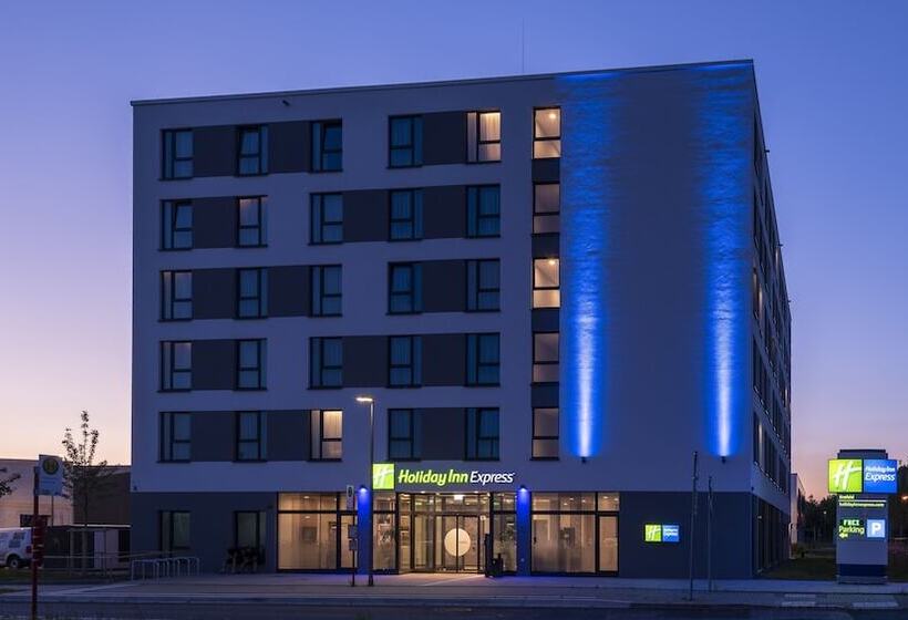 هتل Holiday Inn Express   Krefeld   Dusseldorf, An Ihg
