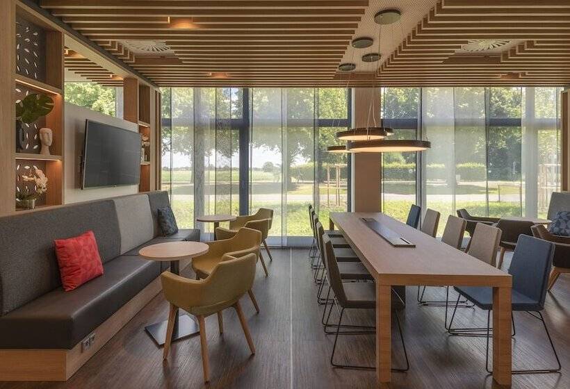 هتل Holiday Inn Express   Krefeld   Dusseldorf, An Ihg