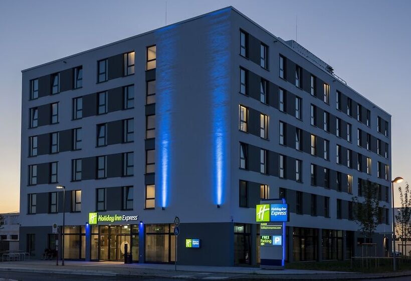 هتل Holiday Inn Express   Krefeld   Dusseldorf, An Ihg
