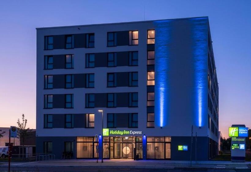 هتل Holiday Inn Express   Krefeld   Dusseldorf, An Ihg