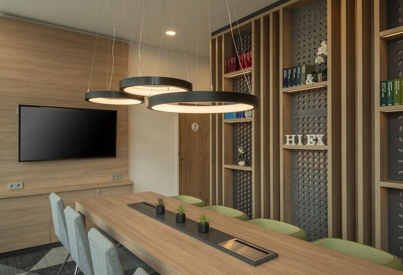 هتل Holiday Inn Express   Krefeld   Dusseldorf, An Ihg