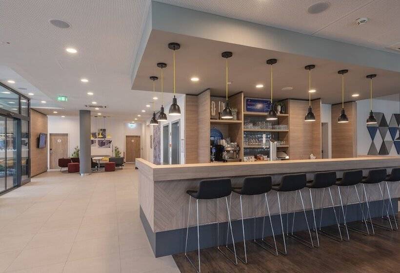 هتل Holiday Inn Express   Krefeld   Dusseldorf, An Ihg