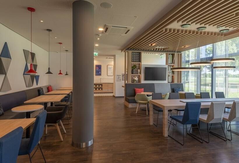 هتل Holiday Inn Express   Krefeld   Dusseldorf, An Ihg