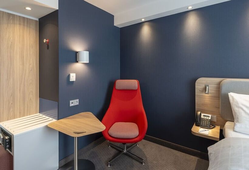 هتل Holiday Inn Express   Krefeld   Dusseldorf, An Ihg