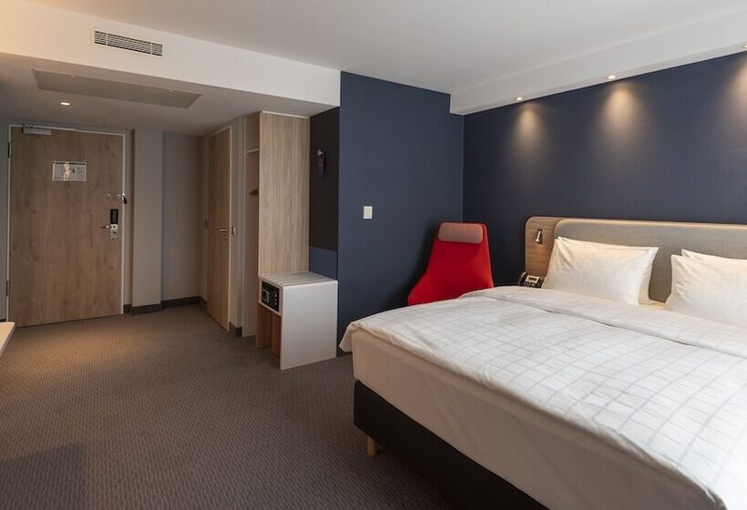 هتل Holiday Inn Express   Krefeld   Dusseldorf, An Ihg