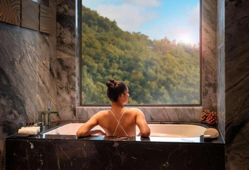 هتل Hyatt Regency Dehradun Resort And Spa