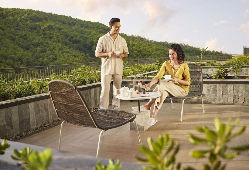 هتل Hyatt Regency Dehradun Resort And Spa