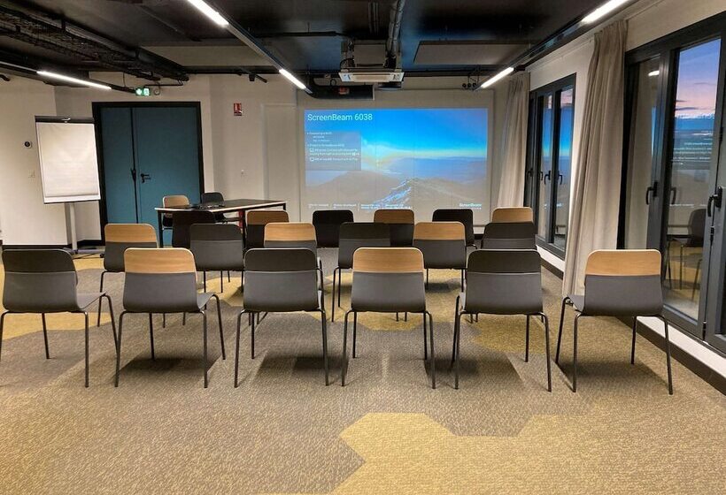 هتل Ibis Styles Dreux Centre Gare