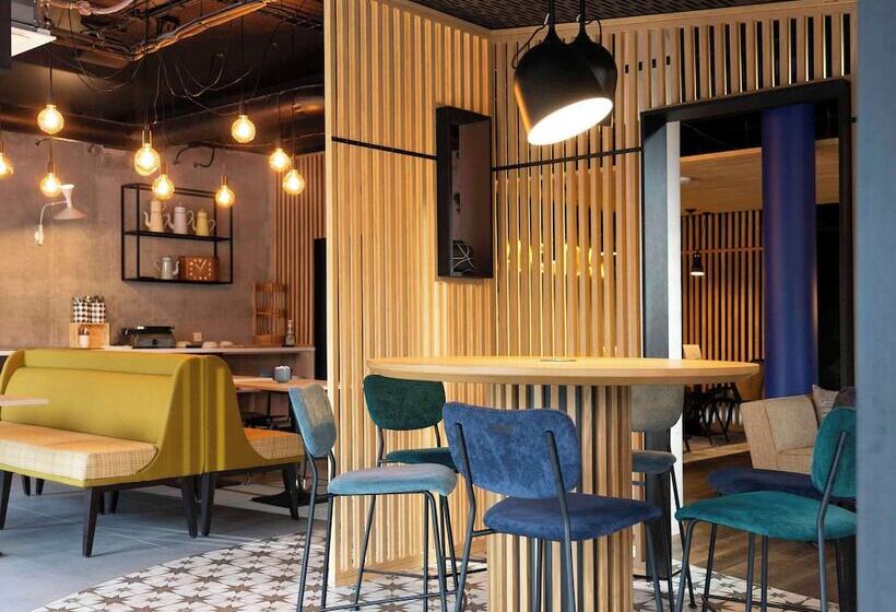 هتل Ibis Styles Dreux Centre Gare