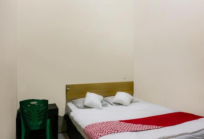 فندق Reddoorz Near Rs Labuang Baji Makassar