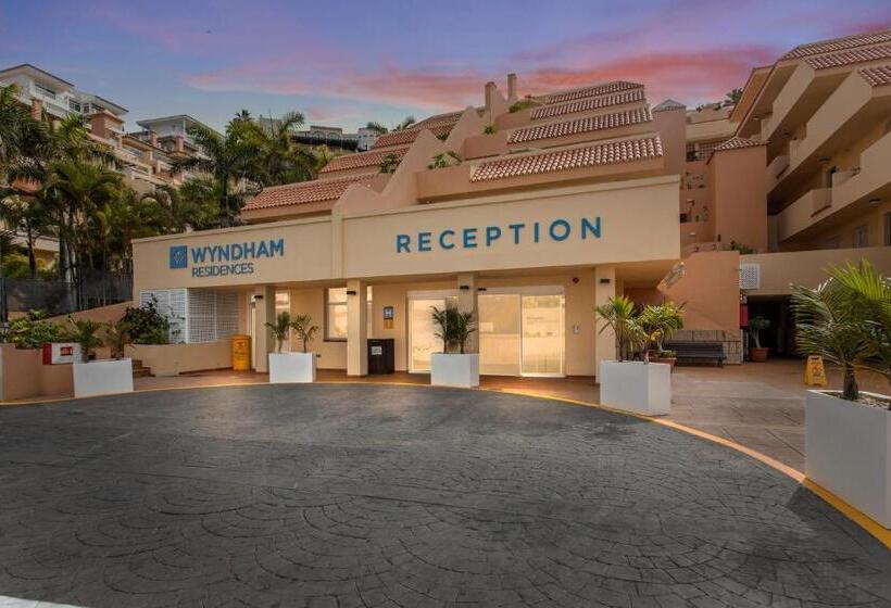 هتل Wyndham Residences Tenerife Costa Adeje