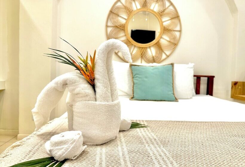 Zulu Surf Hotel Tamarindo