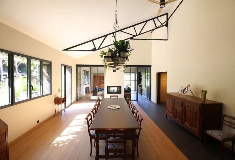 ペンション Clos Des Poulies