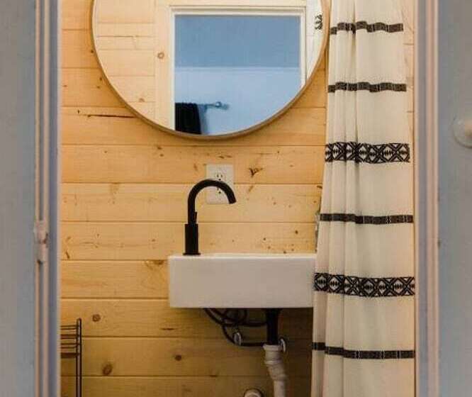 پانسیون Spearfish Cottages