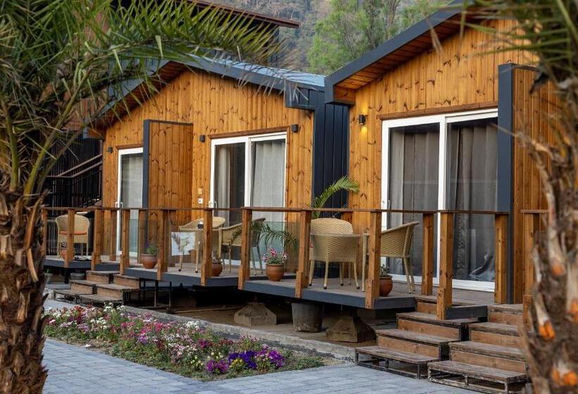 منتجع Justa Rasa Retreat & Spa Rishikesh