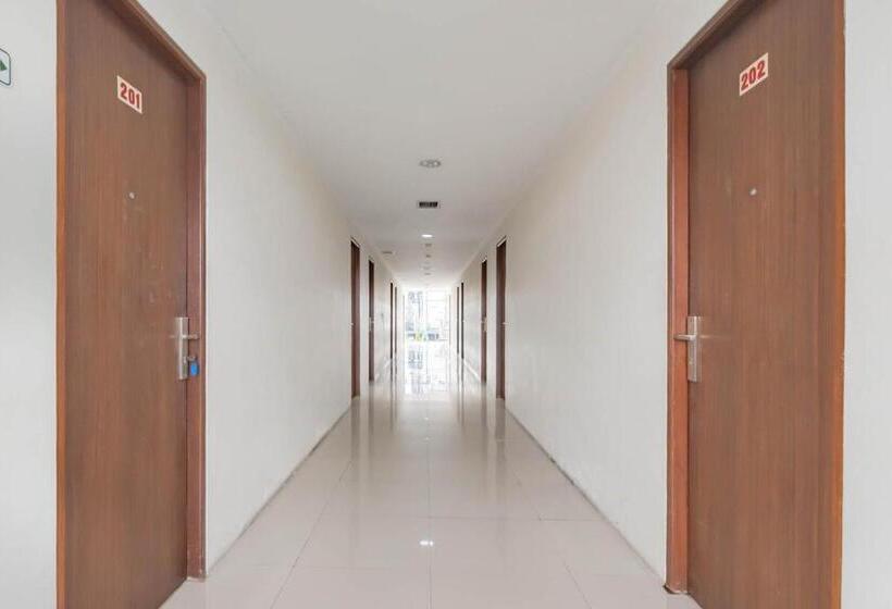 Urbanview Hotel Syariah Dapen Pontianak By Reddoorz