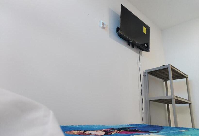 هاستل Posada Shalain