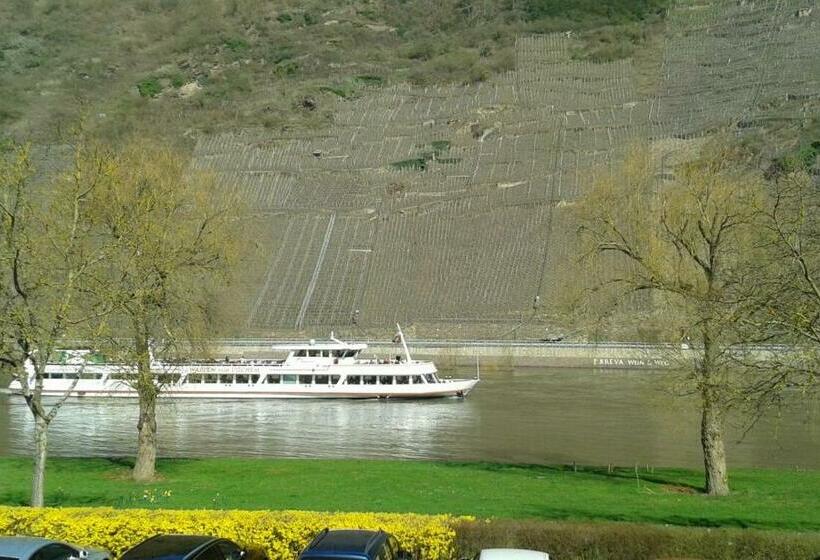 مبيت وإفطار Ferienhaus Zenz   Gästezimmer Im Winzerhaus