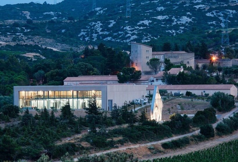 تختخواب و صبحانه Les Villas Du Chateau De Lastours