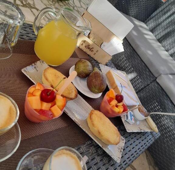 تختخواب و صبحانه Lu Masunu