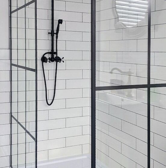 مبيت وإفطار The Cathedral Villas