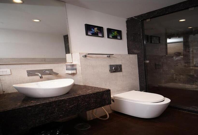 בית מלון כפרי Amora   Rajnandgaon