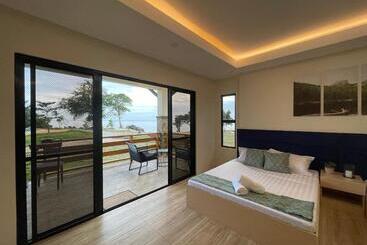 هتل Fig Sunset View Resort
