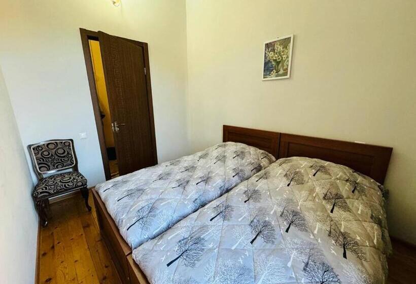 پانسیون Guest House Bubu
