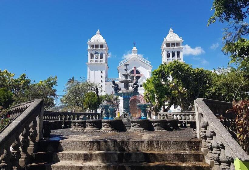 پانسیون Hostal Doña Mercedes