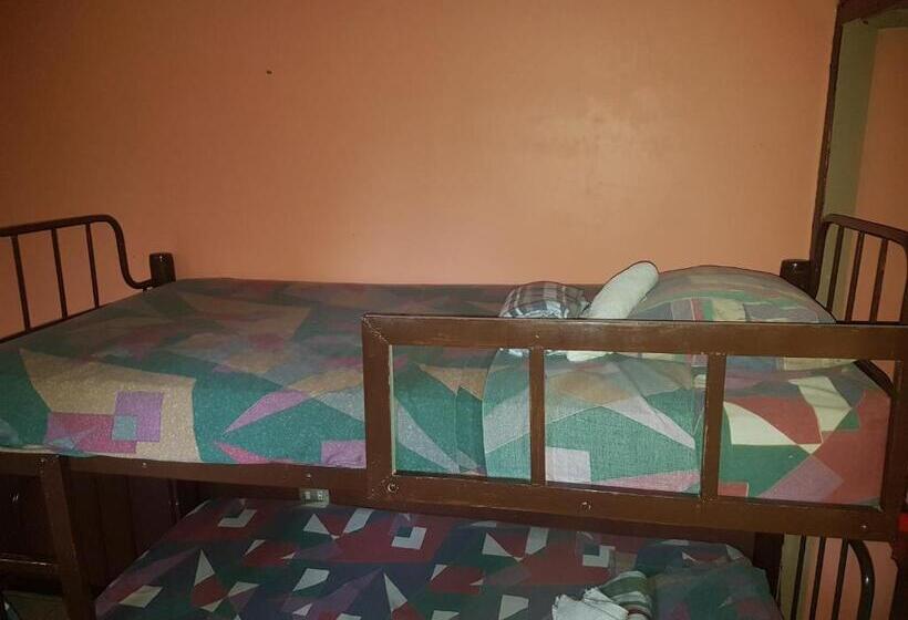 پانسیون Hostal Doña Mercedes
