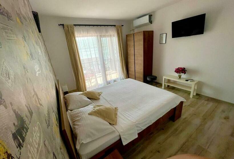 Пансион Mustaciosul Dunarii