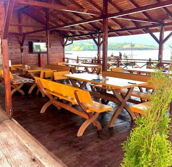 Пансион Mustaciosul Dunarii