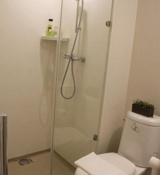 بنسيون Renshaw Guest House