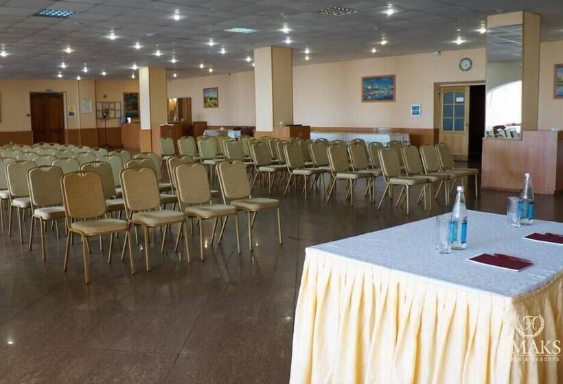Amaks Hotel Rossia