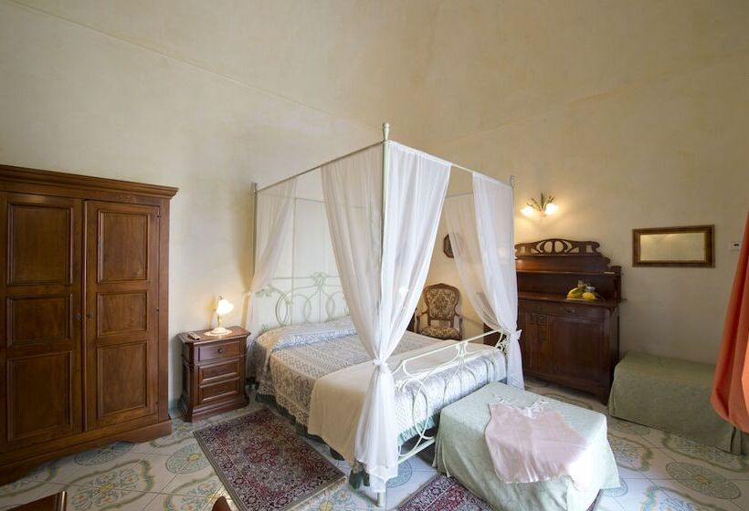 تختخواب و صبحانه L Antico Borgo Dei Limoni
