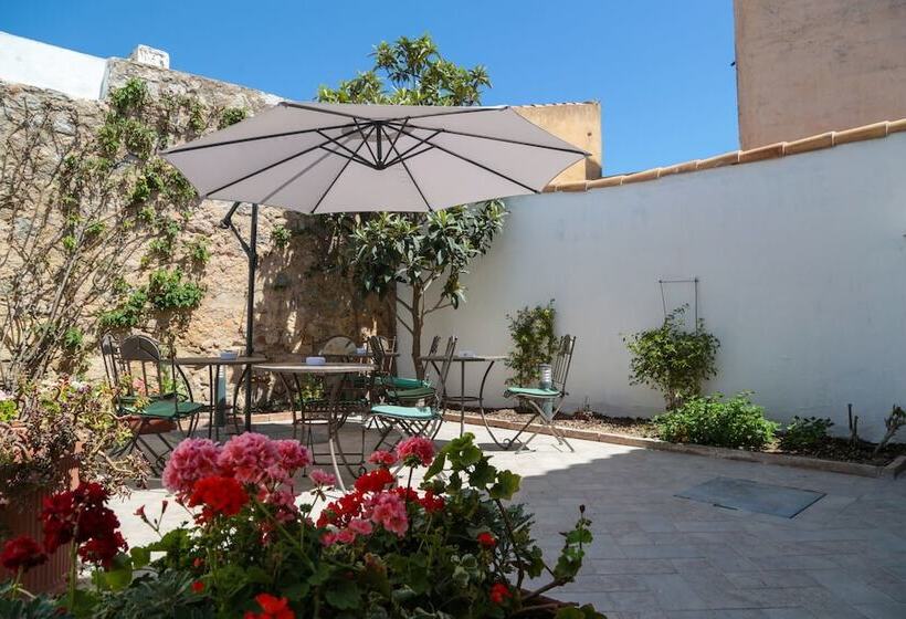 Bed and Breakfast Olbia Domus Inn