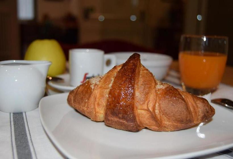 مبيت وإفطار Affittacamere Lago Rotondo